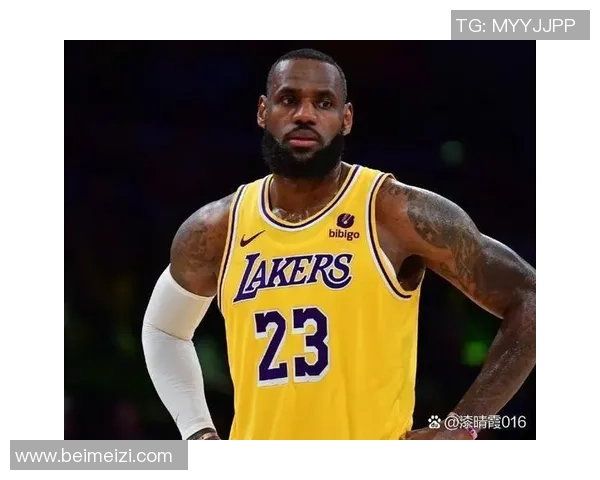 詹姆斯成就历史首位四万分一万板一万助的传奇球员